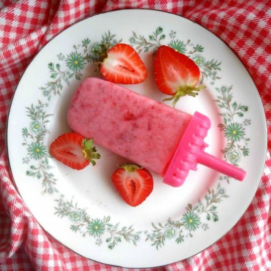Strawberry Frozen Yogurt pops - Recipe photo by thegardeningcook