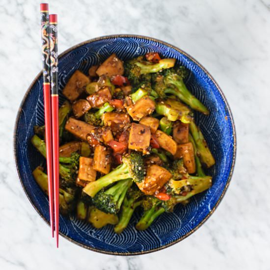 Broccoli & Tofu w/ Black Bean Sauce - Recipe photo by thecuriouschickpea