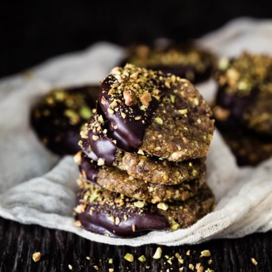 No Bake Pistachio Cookies - Recipe photo by EatGood4Life