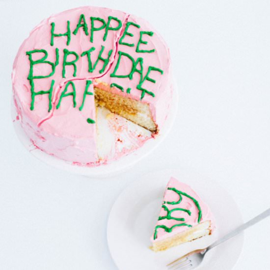 Harry Potter Butterbeer Cake - Recipe photo by letsmingleblog