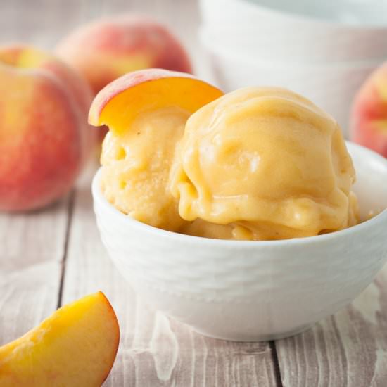 3 Ingred. Blender Peach Ice Cream - Recipe photo by photosandfood
