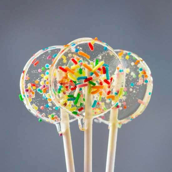 Sprinkle Lollipops - Recipe photo by anniesnomsblog