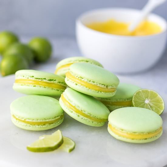 LIME MACARONS - Recipe photo by lslfunblog
