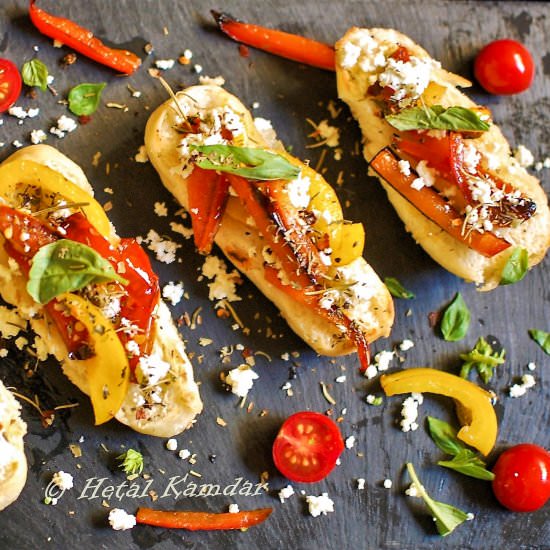 Bell Pepper and Cottage Cheese Bruschetta - Recipe photo by hetalkamdar