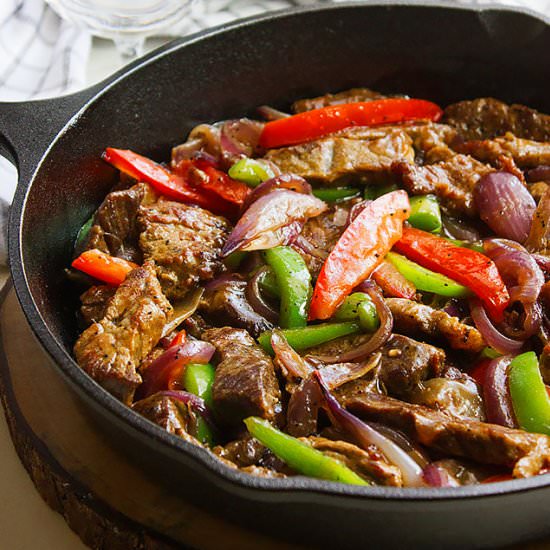 Pepper Steak with Onions - Recipe photo by MunatyCooking