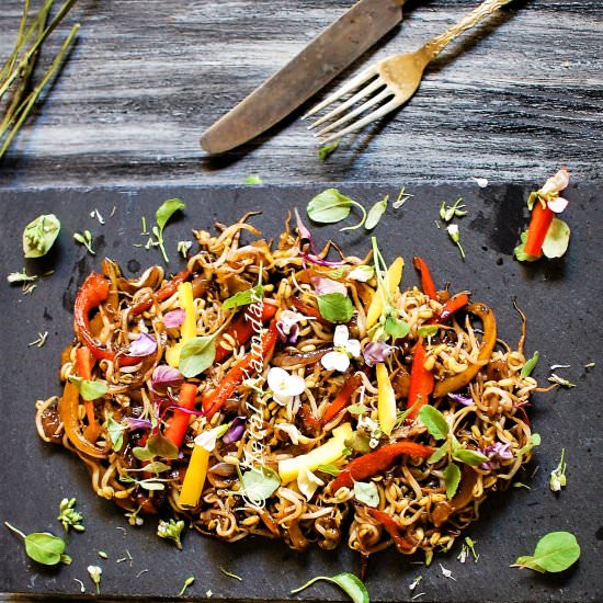 Chinese Bell Pepper Sprout Salad - Recipe photo by hetalkamdar