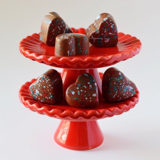 Decorating Chocolate Candy - Recipe photo by MeltingMinutes