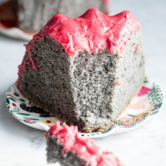 Grain Free Black Sesame Cake - Recipe photo by The Urban Poser