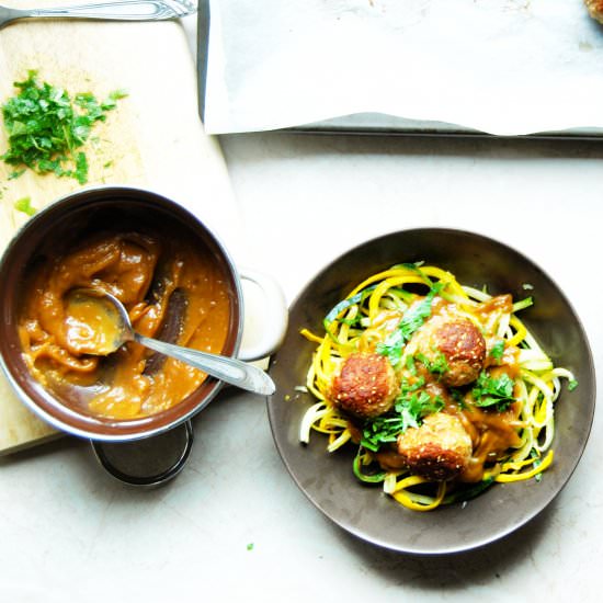 Turkey Meatballs with Zoodles Salad - Recipe photo by foodiesisterspl
