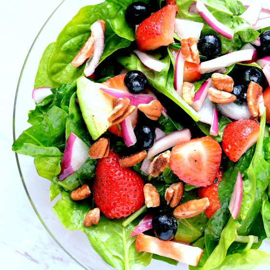 Strawberry Avocado Spinach Salad - Recipe photo by Dr Lauras Kitchen