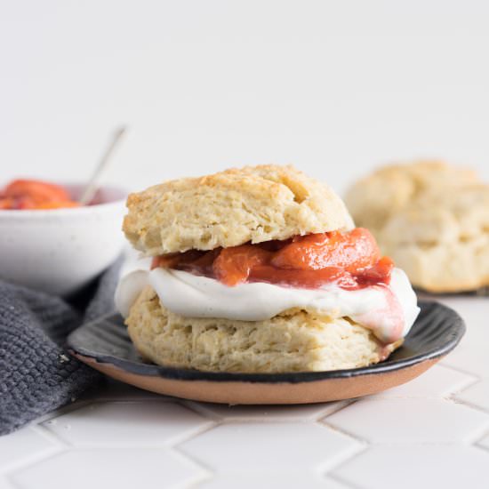 Scones with Roasted peaches - Recipe photo by cloudykitchen