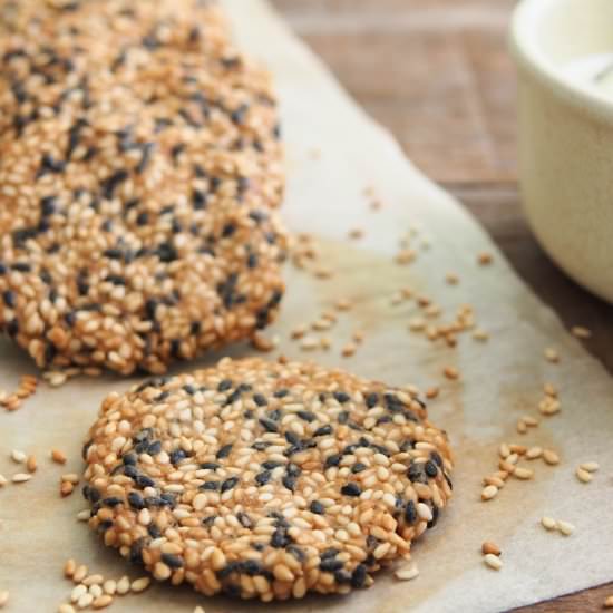 Sesame Crackers - Recipe photo by Bake With Paws