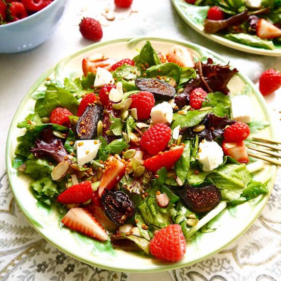 Berry And Fig Salad With Vanilla - Recipe photo by perchancetocook.com