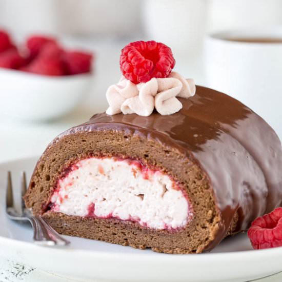 Raspberry Chocolate Roll Cake - Recipe photo by Shineshka