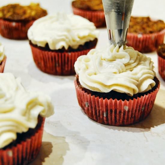 Vegan Carrot Cupcakes with Frosting - Recipe photo by foodiesisterspl