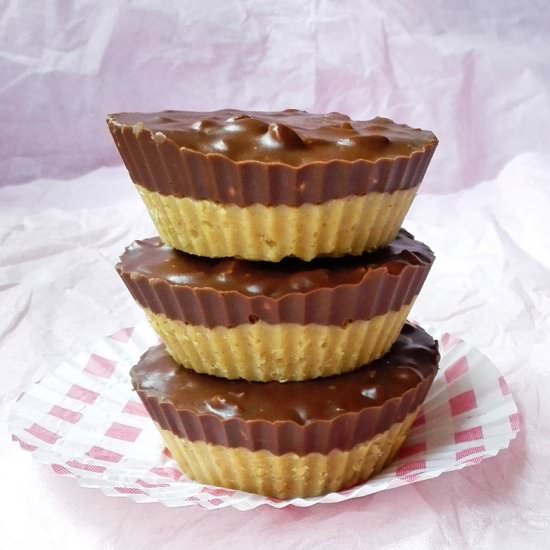 Delicious Vegan Cashew Butter Cups - Recipe photo by myhealthydessert