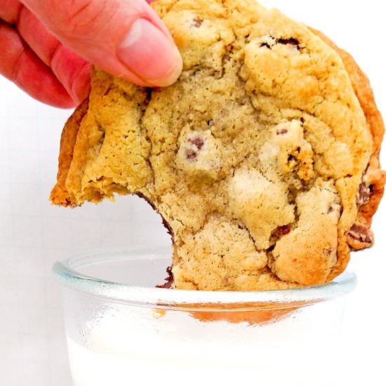 Classic Chocolate Chip Cookies - Recipe photo by On The Go Bites