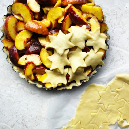 Peach Pie with Cinnamon - Recipe photo by foodiesisterspl
