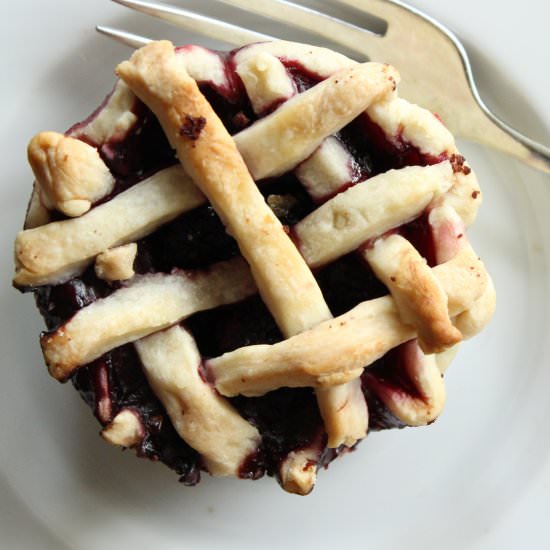 Vegan Mini Berry Pies - Recipe photo by kbaked
