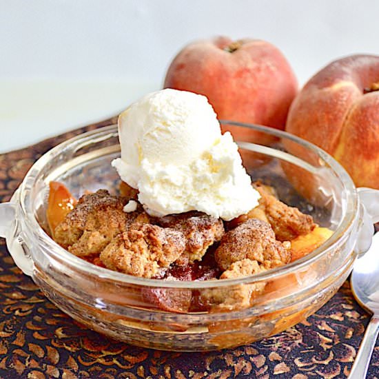 Classic Peach Cobbler - Recipe photo by jeanieandluluskitchen