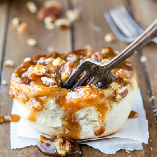 One Hour Caramel Rolls - Recipe photo by ihearteating