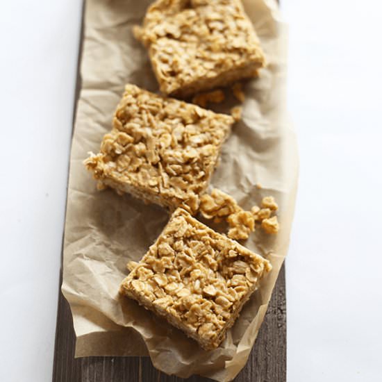 Easy Peanut Butter Oat Bars - Recipe photo by TwoRaspberries