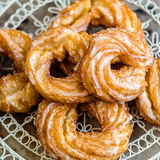 German Vanilla Glazed Crullers - Recipe photo by supergoldenbakes