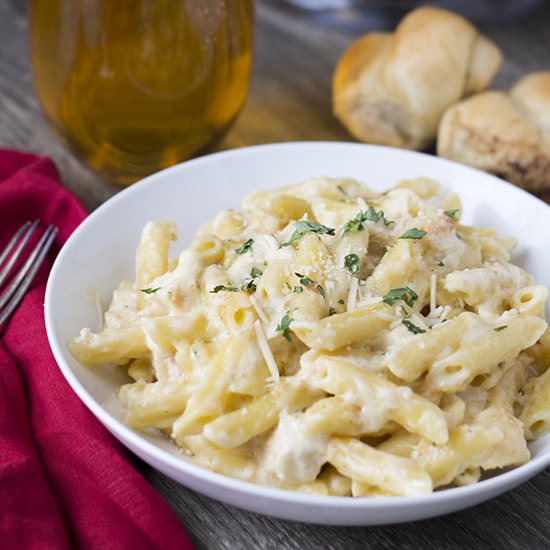 Chicken Alfredo Bake - Recipe photo by MakeAheadMealMom
