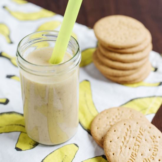 Banana Digestive Smoothie - Recipe photo by electricbluefood