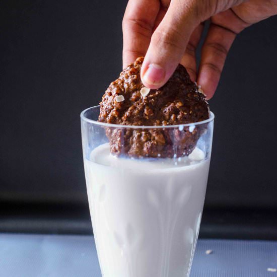 OATMEAL WALNUT CHEWY COOKIES - Recipe photo by Shamlyn Fernandes