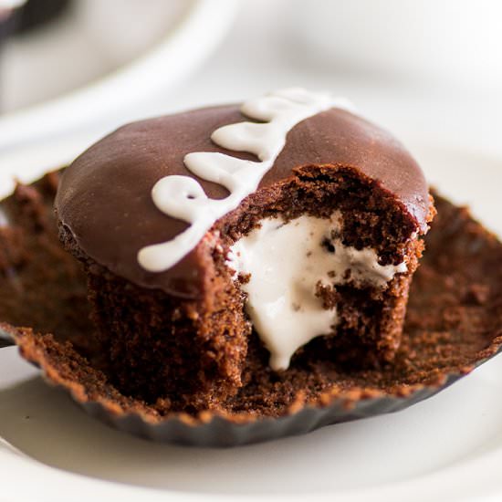 Homemade Hostess Cupcakes - Recipe photo by BakingMischief