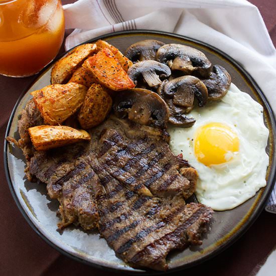 Tender Steak with Mushroom - Recipe photo by MunatyCooking