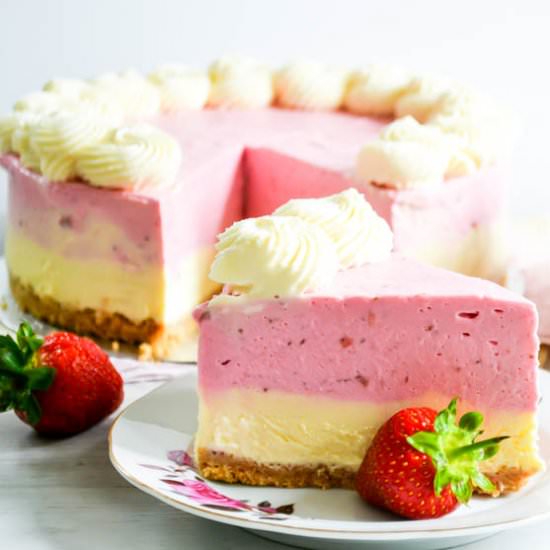 Strawberry Lemon Cheesecake - Recipe photo by Cakes By Chichi
