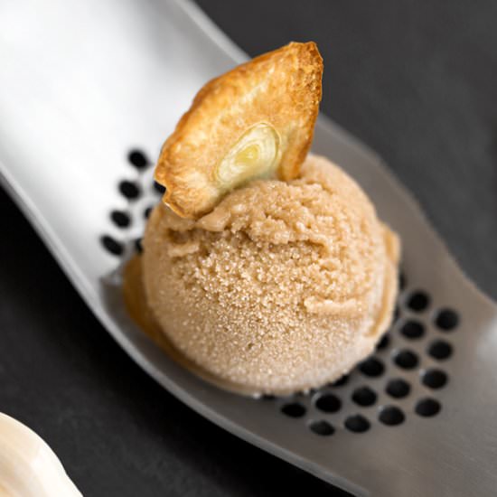 Vegan Garlic Ice Cream - Recipe photo by BitterSweet