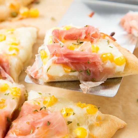 Mini Naan Pizza - Recipe photo by Lokness
