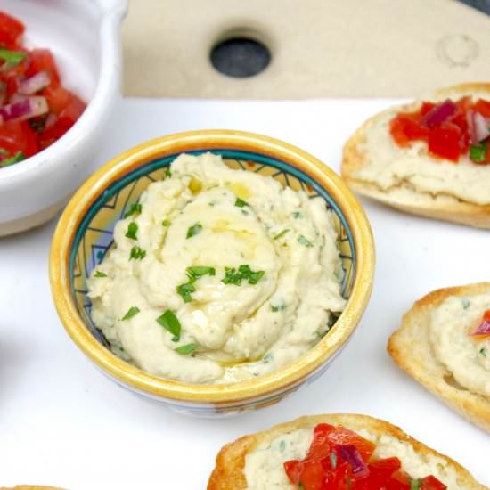 Crostini with Cannellini Beans - Recipe photo by marilenaskitchen
