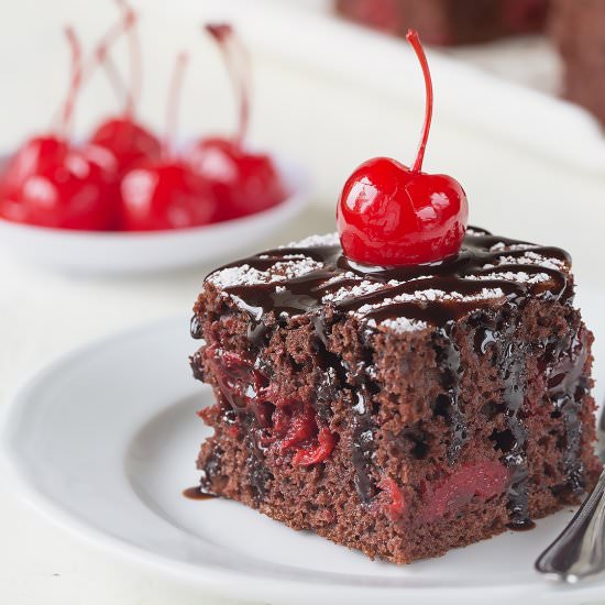 3-Ingredient Chocolate Cherry Cake - Recipe photo by Shineshka
