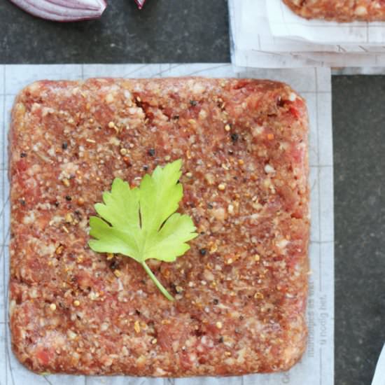 Square Beef Burger Patties - Recipe photo by 5Flavours