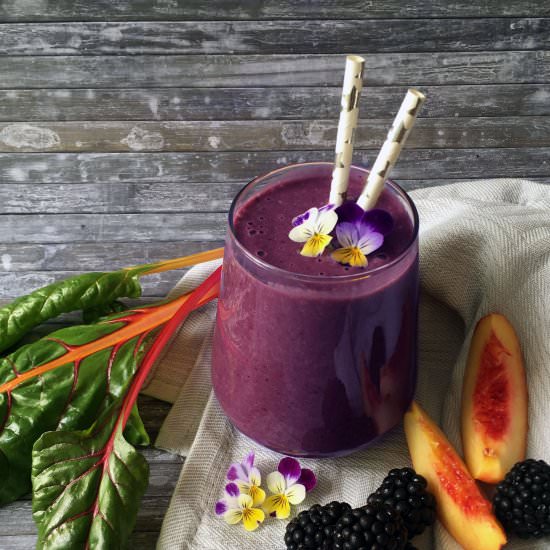 Low Histamine Blackberry Smoothie - Recipe photo by The Histamine Friendly Kitchen