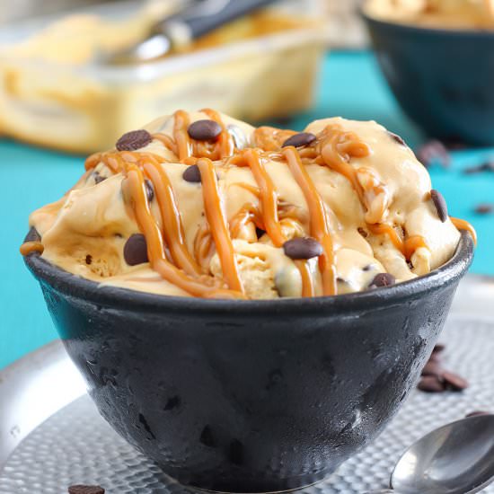 Homemade Caramel Ice Cream - Recipe photo by Happy Foods Tube