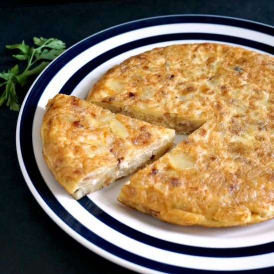 Spanish Tortilla - Recipe photo by mygorgeousrecipes