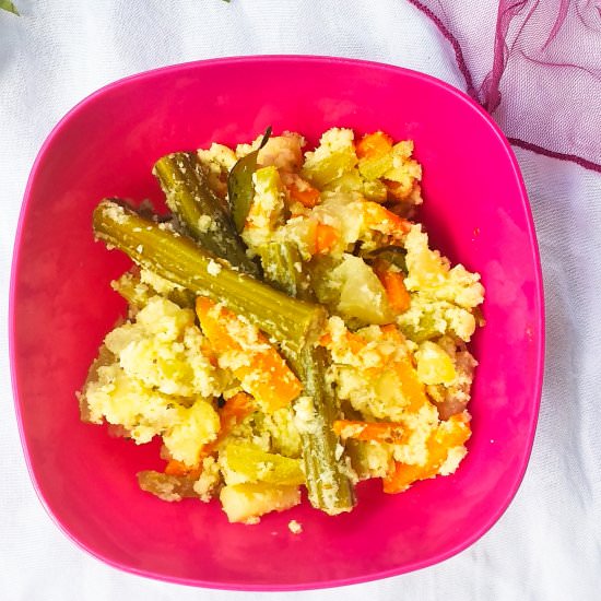 Aviyal/Veggies in Coconut Paste - Recipe photo by Lathiya