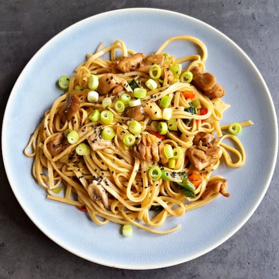 Teriyaki Noodles with Chicken - Recipe photo by Out mijn Keuken