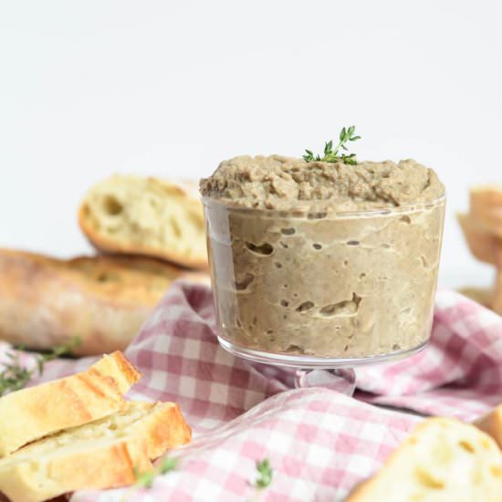 Creamy Mushroom Pate - Recipe photo by robinterry1