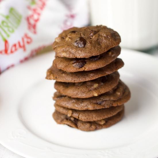Chocolate Walnut Soft Batch Cookies - Recipe photo by Damaris_Gore