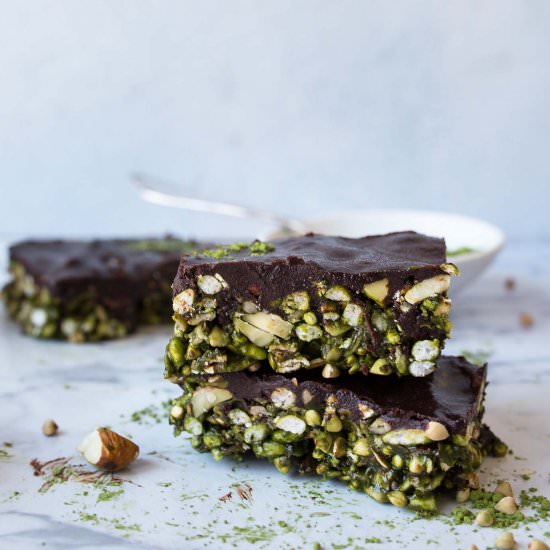 GLUTEN-FREE MATCHA ENERGY BARS - Recipe photo by Vanillacrunnch