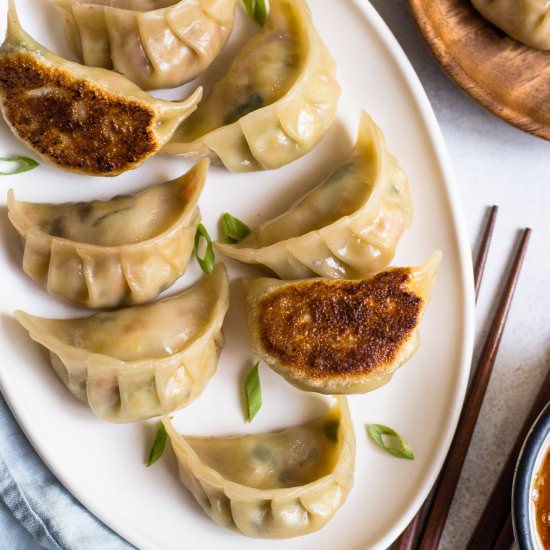 How to Make Potstickers - Recipe photo by healthynibblesandbits
