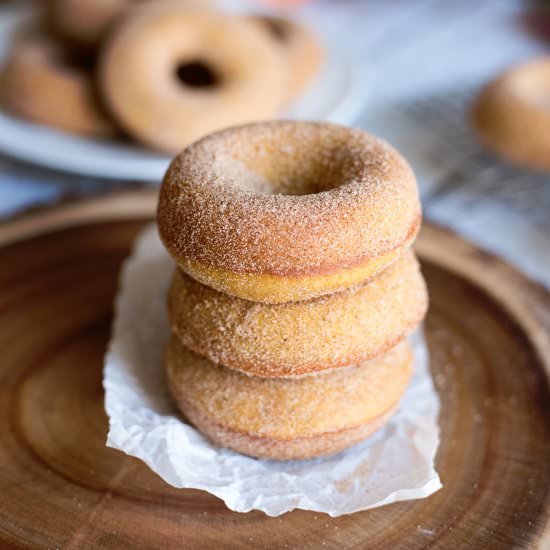 Baked Pumpkin Spice Donuts - Recipe photo by mommity
