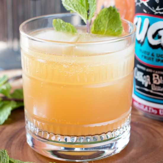 The Elvis Cocktail - Recipe photo by cakenknife