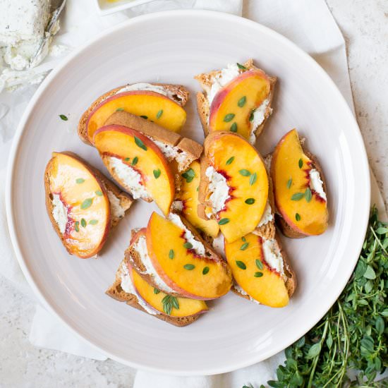 Peach & Goat Cheese Crostini's - Recipe photo by ohsheswooned